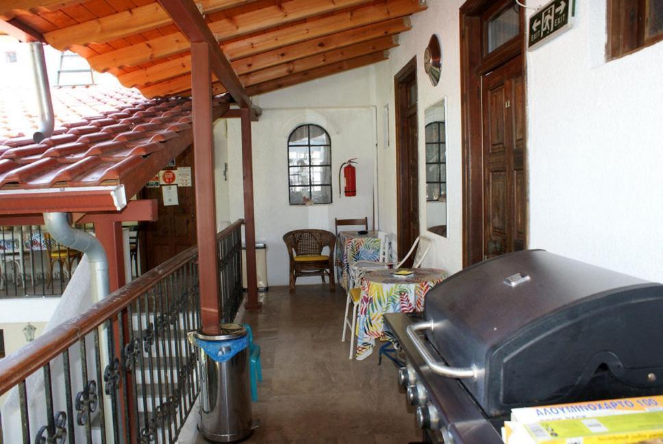 Hotel Agni -Enoikiazomena Diamerizmata Kallithea  Bagian luar foto